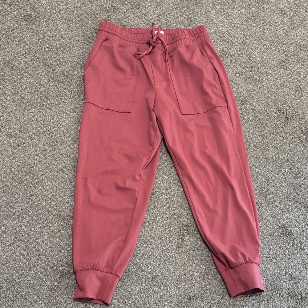 Lou & Grey Women's Burgundy Joggers